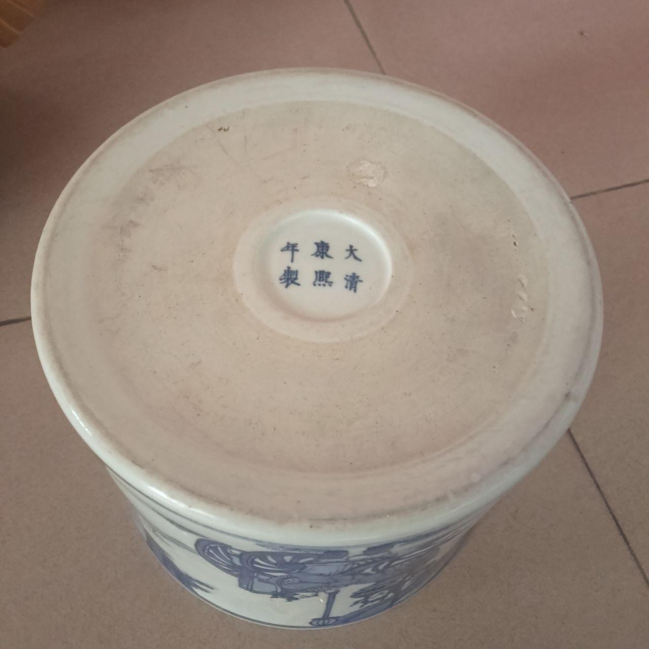 青花笔筒
