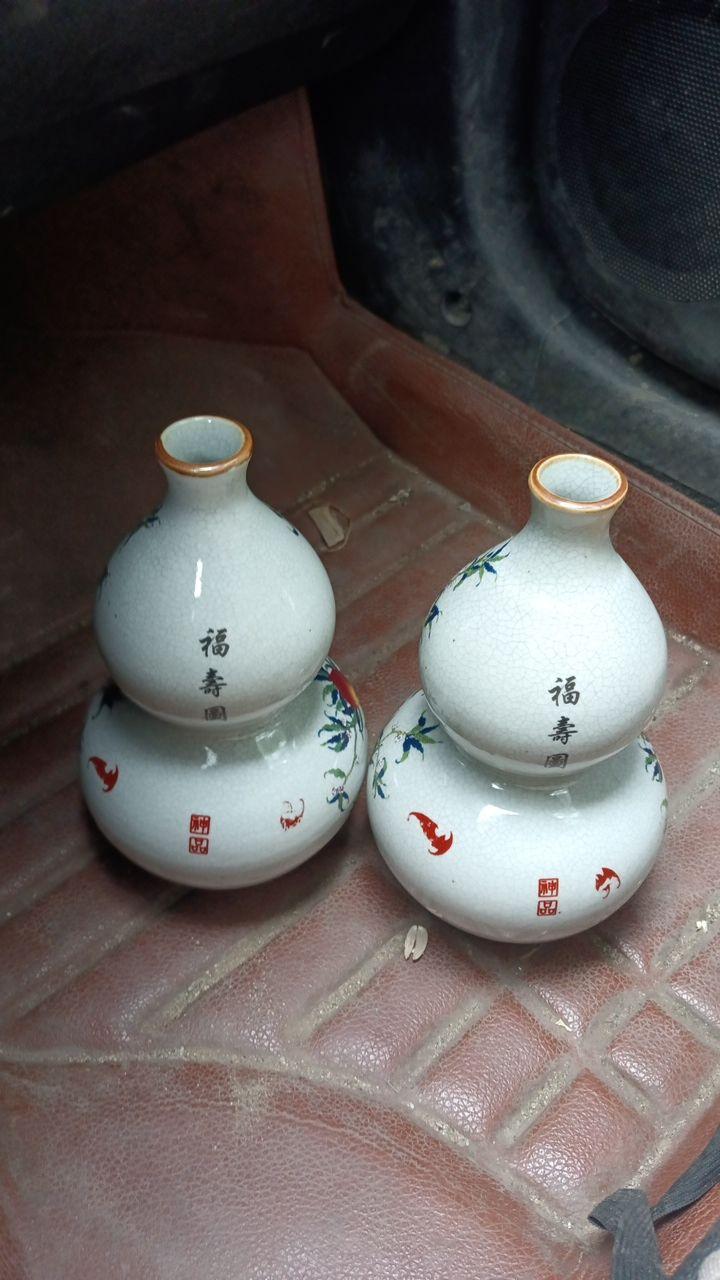 珐琅彩葫芦瓶