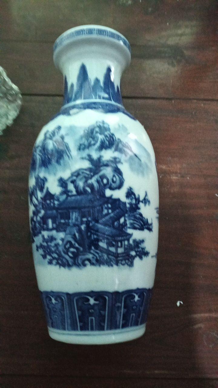 青花瓷罐