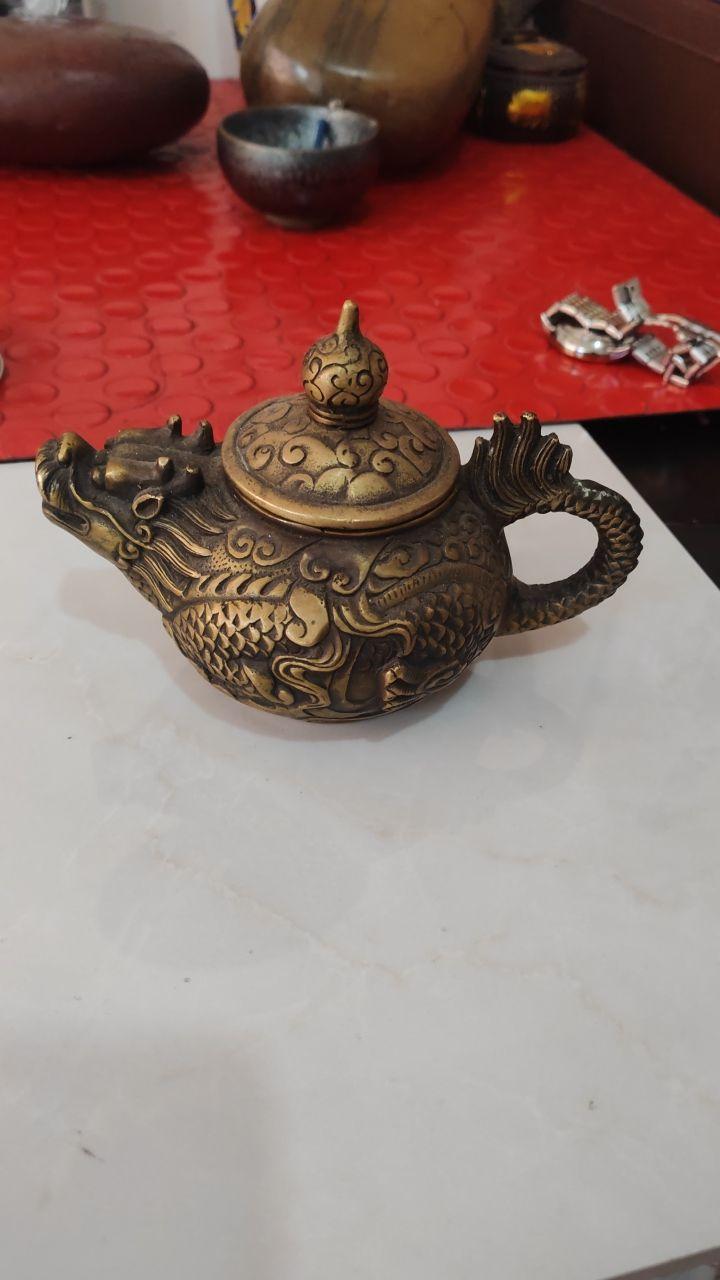 龙纹黄铜茶壶