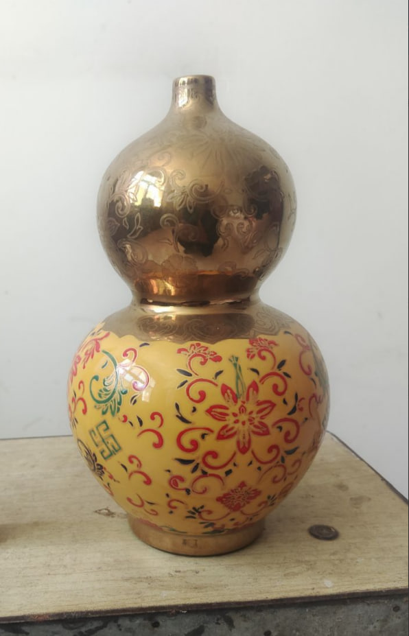 金地粉葫芦瓶