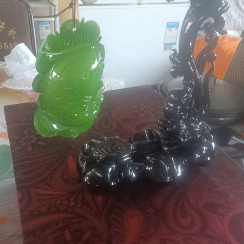 玉雕鱼头