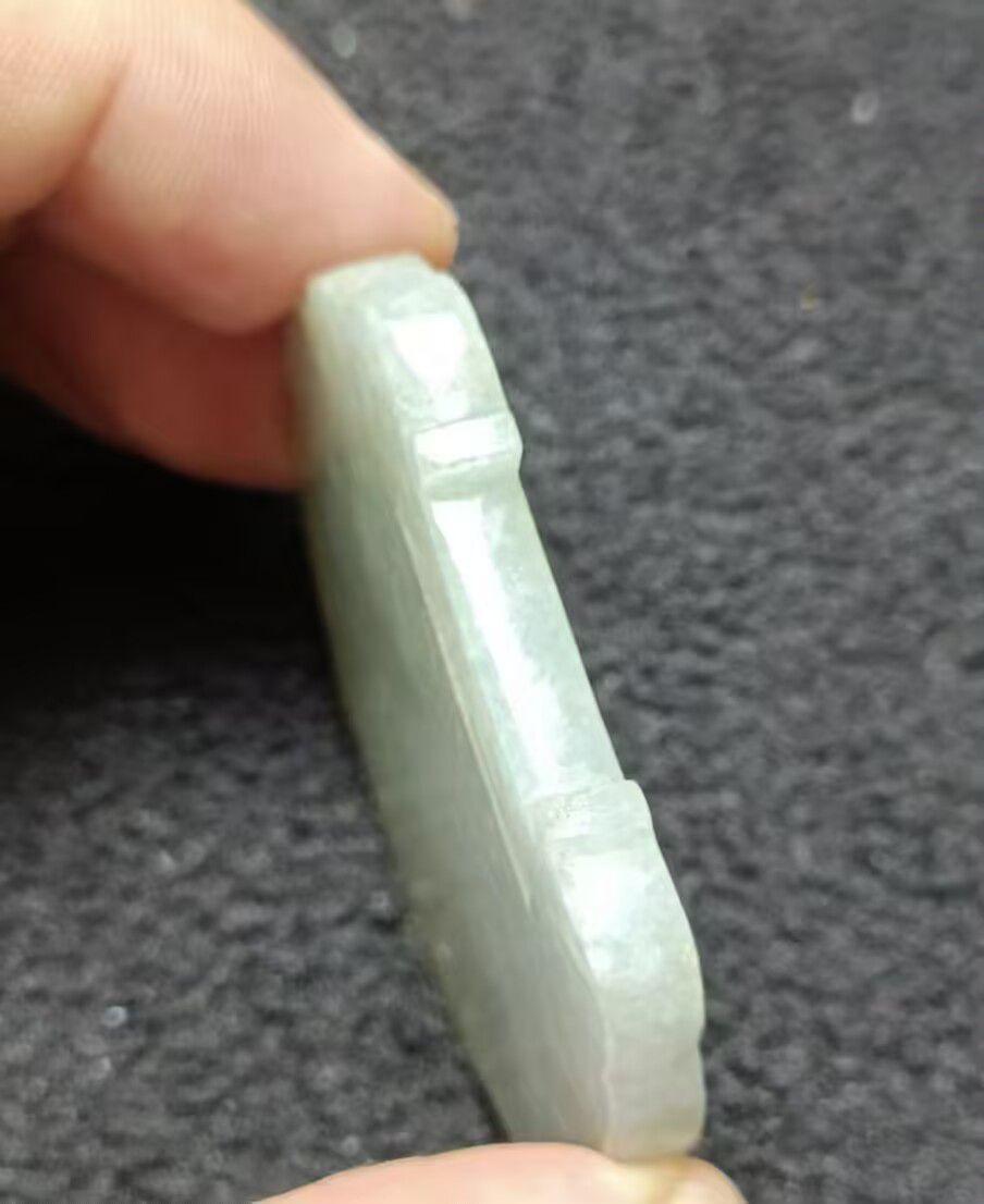 长命锁玉佩