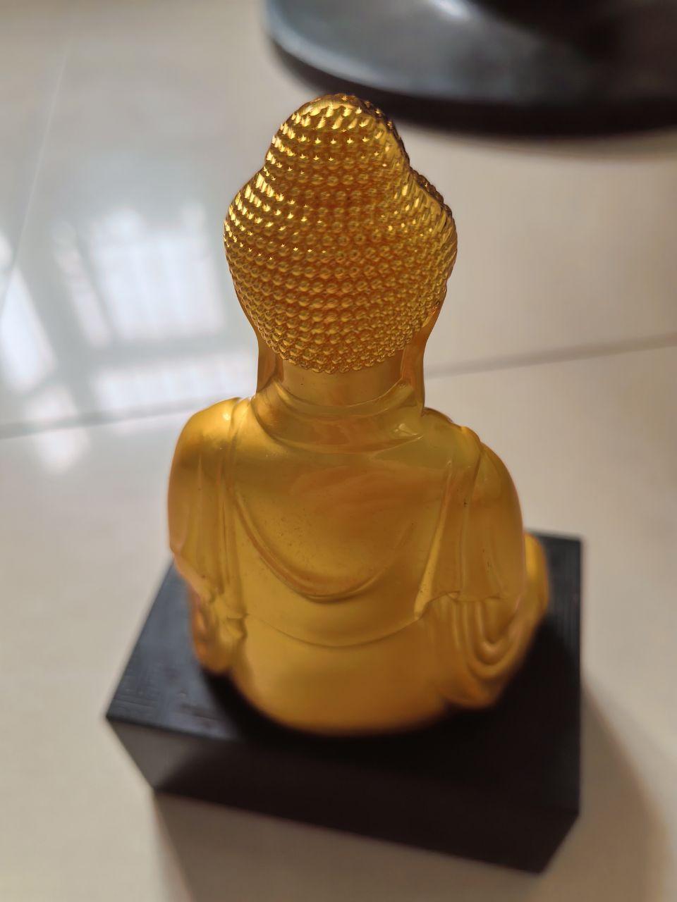 金玉佛像
